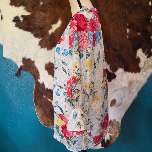 The Pioneer Woman Floral Blouse with Red and Yellow Accents - Picture 4 of 9